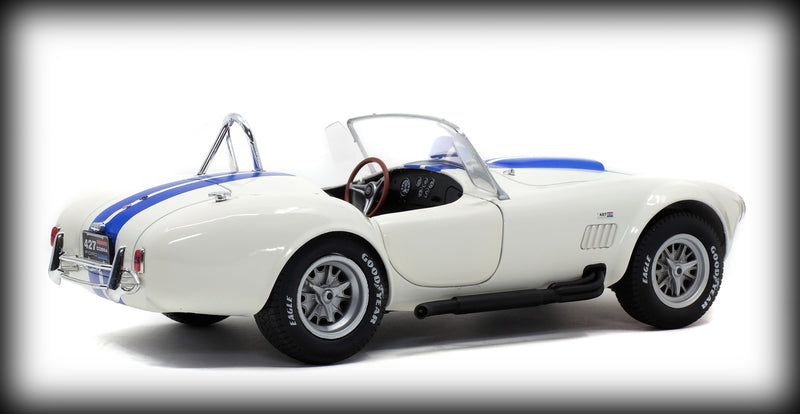 Chargez l&#39;image dans la visionneuse de la galerie, &lt;transcy&gt;Shelby Cobra 427 S/C Wimbledon White 1965 SOLIDO 1:18&lt;/transcy&gt;
