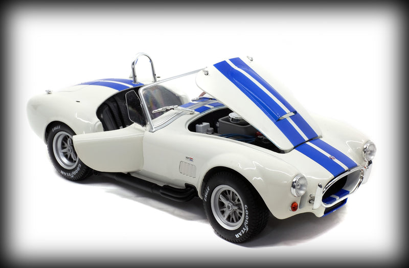 Chargez l&#39;image dans la visionneuse de la galerie, &lt;transcy&gt;Shelby Cobra 427 S/C Wimbledon White 1965 SOLIDO 1:18&lt;/transcy&gt;
