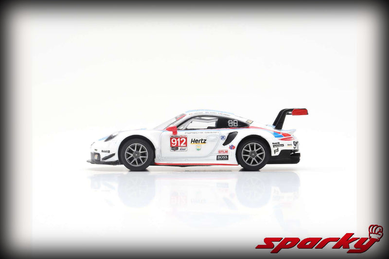 Laad de afbeelding in de Gallery-viewer, &lt;tc&gt;Porsche 911 RSR Nr.912 2019 SPARK 1:64&lt;/tc&gt;
