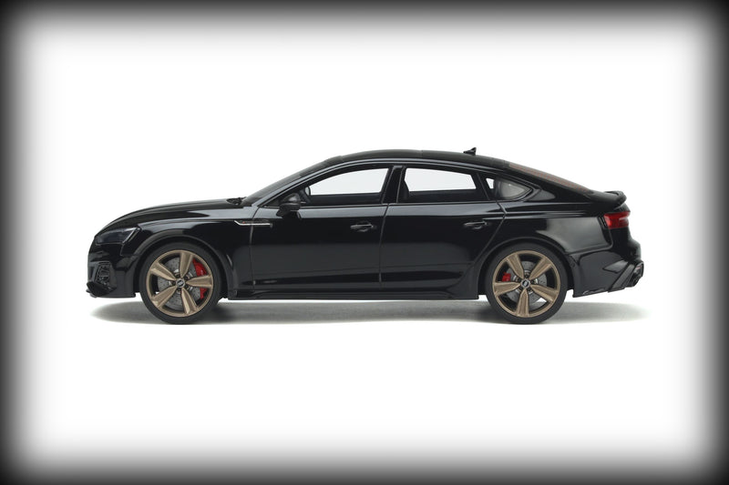 Laad de afbeelding in de Gallery-viewer, &lt;transcy&gt;Audi RS 5 (B9) Sportback Mythos Black 2020 GT SPIRIT 1:18&lt;/transcy&gt;
