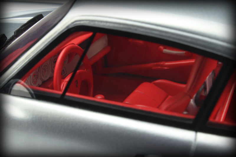 Load image into Gallery viewer, Porsche 911 (964) RSR 3.8 Polar silver 1993 GT SPIRIT 1:18
