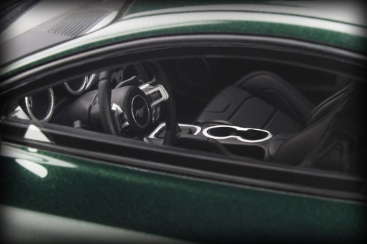 <transcy>Ford MUSTANG LB-Works Dark Highland Green 2017 GT SPIRIT 1:18</transcy>