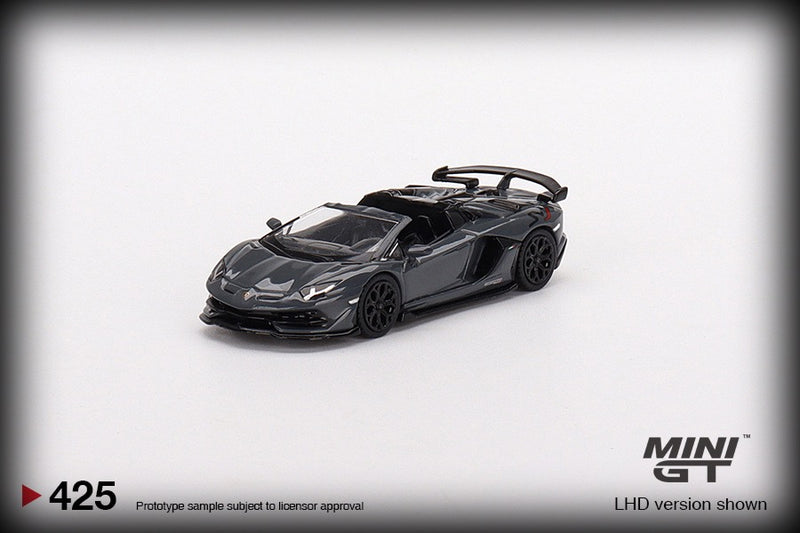 Chargez l&#39;image dans la visionneuse de la galerie, Lamborghini AVENTADOR SVJ ROADSTER MINI GT 1:64
