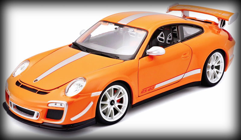 Load image into Gallery viewer, Porsche 911 GT3 RS 4.0 2012 BBURAGO 1:18 (6791494991977)
