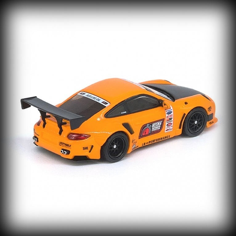 Laad de afbeelding in de Gallery-viewer, Porsche LW 997 2014 SEMA SHOW INNO64 Modellen 1:64
