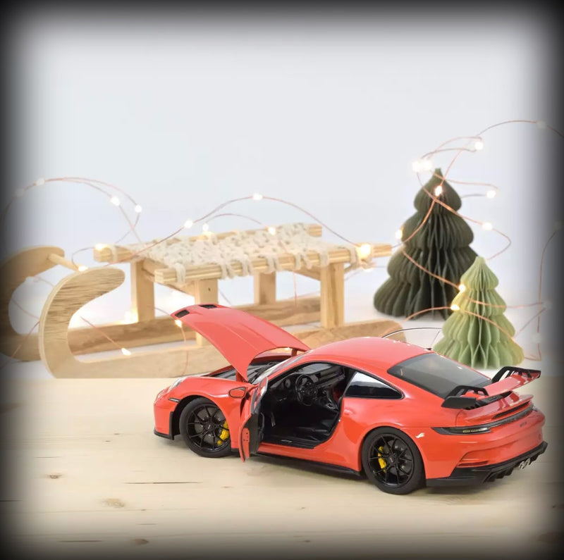 Chargez l&#39;image dans la visionneuse de la galerie, Porsche 911 GT3 2021 NOREV 1:18
