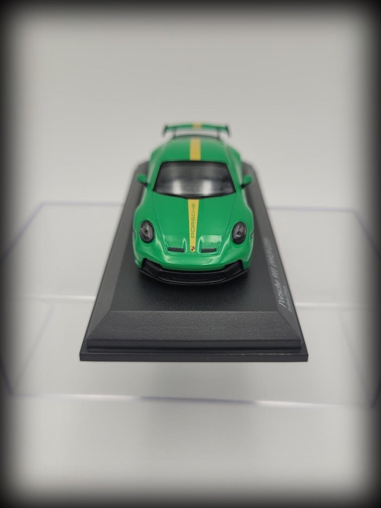 Laad de afbeelding in de Gallery-viewer, Porsche 911 (992) GT3 2021 MINICHAMPS 1:64
