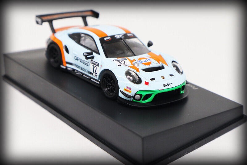 Laad de afbeelding in de Gallery-viewer, &lt;tc&gt;Porsche GT3 R GPX RACING Nr.12 SPARK 1:64&lt;/tc&gt;
