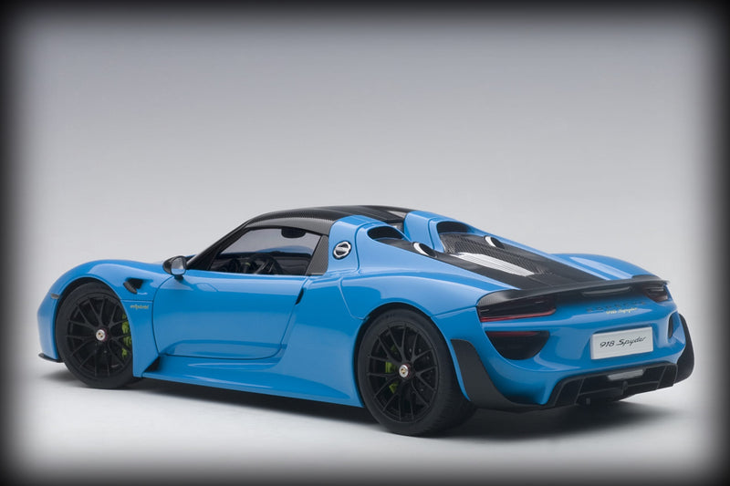 Laad de afbeelding in de Gallery-viewer, &lt;transcy&gt;Porsche 918 SPYDER WEISSACH PACKAGE AUTOart 1:18&lt;/transcy&gt;
