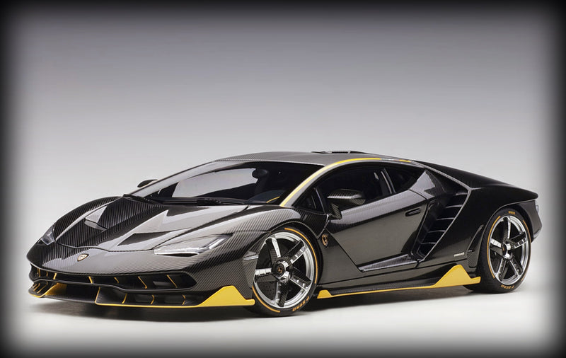 Laad de afbeelding in de Gallery-viewer, Lamborghini CENTENARIO 2016 Carbon AUTOart 1:18 (6782837522537)
