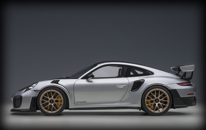 Chargez l&#39;image dans la visionneuse de la galerie, Porsche 911 (991.2) GT2 RS WEISSACH PACKAGE 2017 AUTOart 1:18

