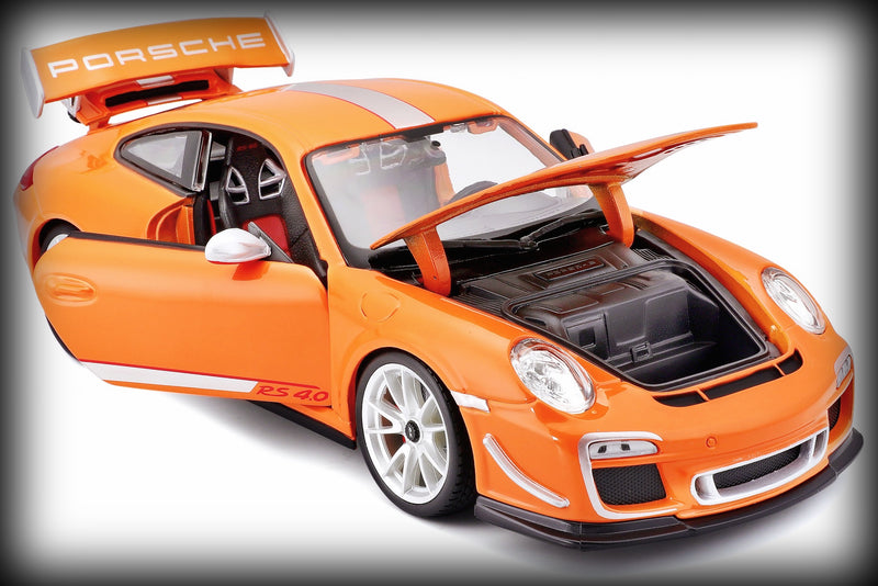 Load image into Gallery viewer, Porsche 911 GT3 RS 4.0 2012 BBURAGO 1:18 (6791494991977)
