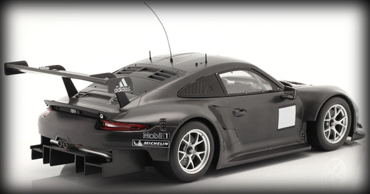 Porsche 911 RSR PRE-SEASON TEST CAR 2020 IXO 1:18