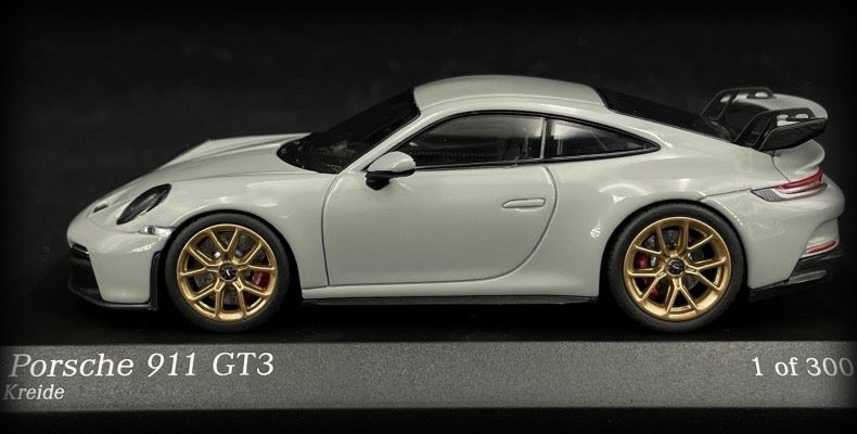 Chargez l&#39;image dans la visionneuse de la galerie, Porsche 911 (992) GT3 2020 MINICHAMPS 1:43 (6802157633641)
