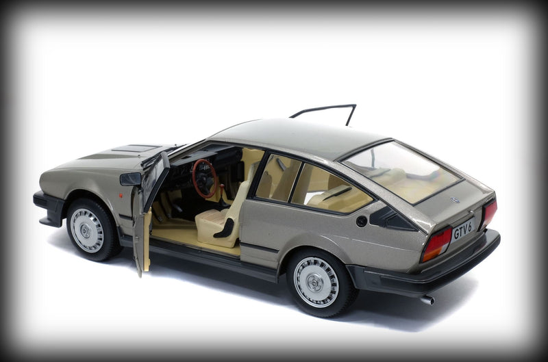 Chargez l&#39;image dans la visionneuse de la galerie, &lt;tc&gt;Alfa Romeo GTV6 1984 SOLIDO 1:18&lt;/tc&gt;
