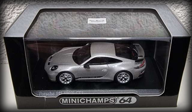 Chargez l&#39;image dans la visionneuse de la galerie, Porsche 911 (992) GT3 2021 MINICHAMPS 1:64
