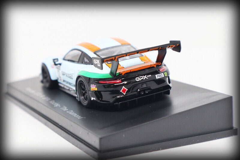 Laad de afbeelding in de Gallery-viewer, &lt;tc&gt;Porsche GT3 R GPX RACING Nr.12 SPARK 1:64&lt;/tc&gt;
