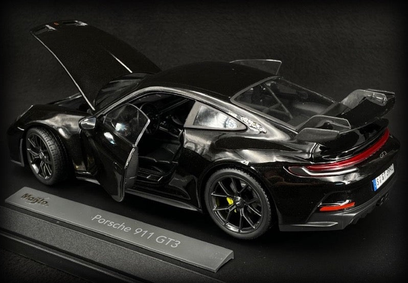 Chargez l&#39;image dans la visionneuse de la galerie, &lt;tc&gt;Porsche 911 GT3 2022 MAISTO 1:18&lt;/tc&gt;
