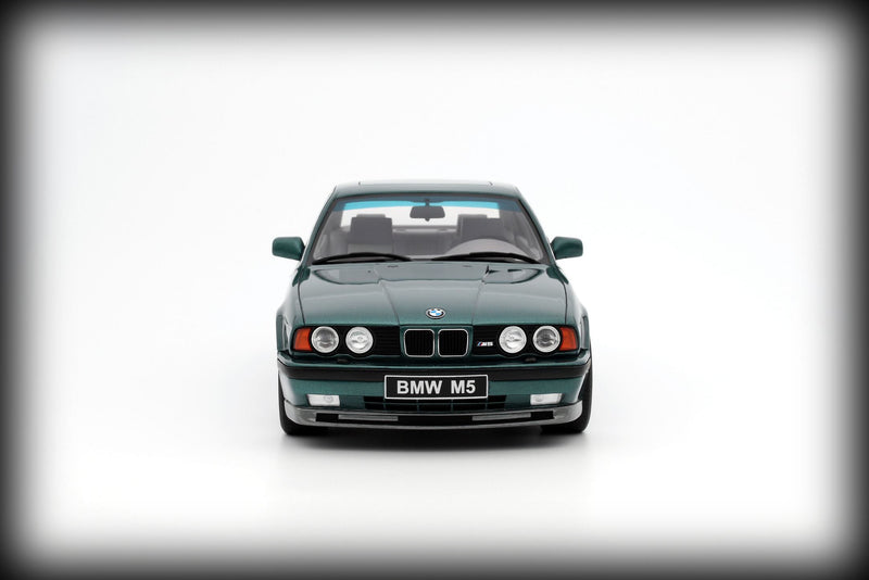 Chargez l&#39;image dans la visionneuse de la galerie, Bmw E34 PHASE I TOURING M5 1991 OTTOmobile 1:18
