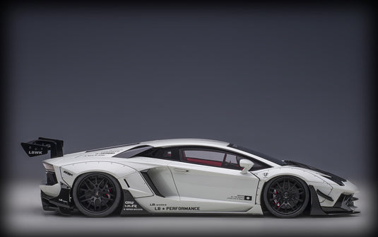 <transcy>Lamborghini LIBERTY WALK LB-WORKS AVENTADOR AUTOart 1:18</transcy>