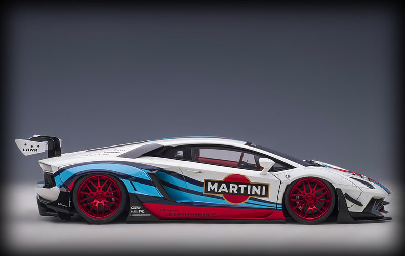 Laad de afbeelding in de Gallery-viewer, &lt;tc&gt;Lamborghini LIBERTY WALK LB-WORKS AVENTADOR (Martini-editie) AUTOart 1:18&lt;/tc&gt;
