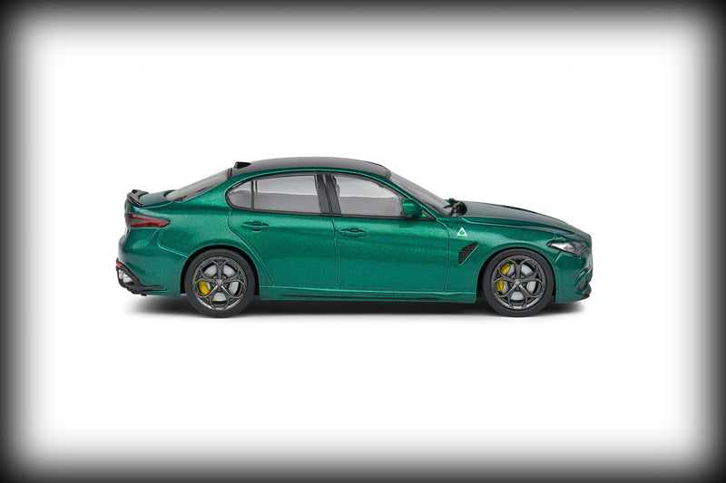 Laad de afbeelding in de Gallery-viewer, &lt;tc&gt;Alfa Romeo GIULIA Quadrifoglio SOLIDO 1:43&lt;/tc&gt;
