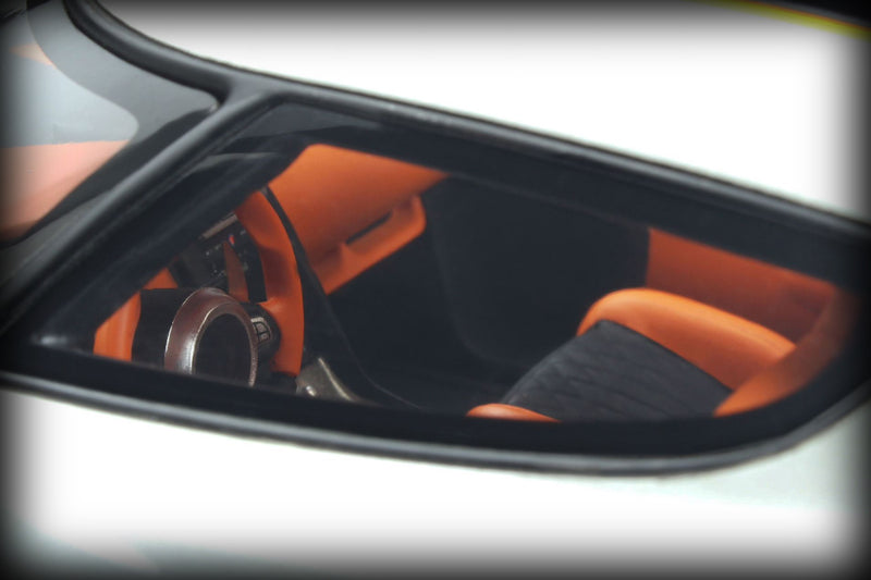 Chargez l&#39;image dans la visionneuse de la galerie, Koenigsegg REGERA 2018 GT SPIRIT 1:18
