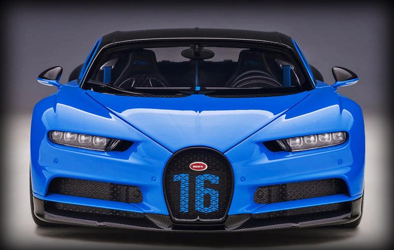 Chargez l&#39;image dans la visionneuse de la galerie, Bugatti CHIRON SPORT 2019 AUTOart 1:18 (6789902827625)
