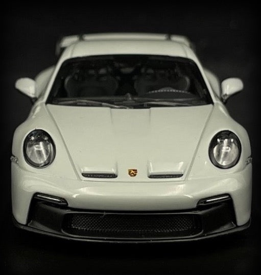 Chargez l&#39;image dans la visionneuse de la galerie, Porsche 911 (992) GT3 2020 MINICHAMPS 1:43 (6802157633641)
