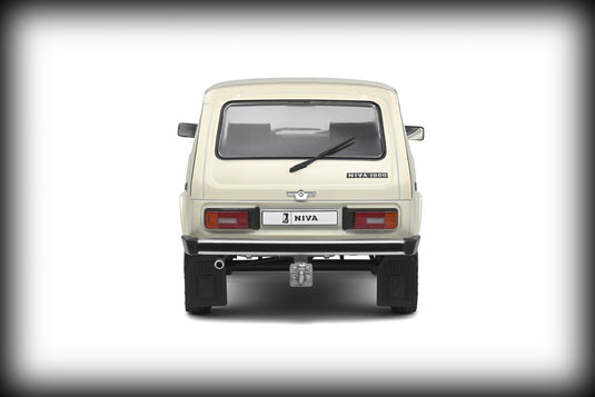 <tc>Lada NIVA Cream White 1980 SOLIDO 1:18</tc>