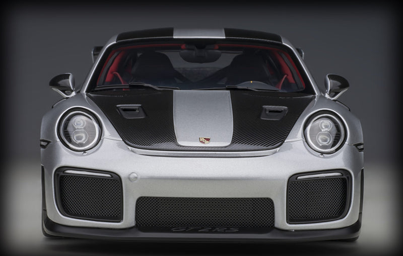 Laad de afbeelding in de Gallery-viewer, Porsche 911 (991.2) GT2 RS WEISSACH PACKAGE 2017 AUTOart 1:18
