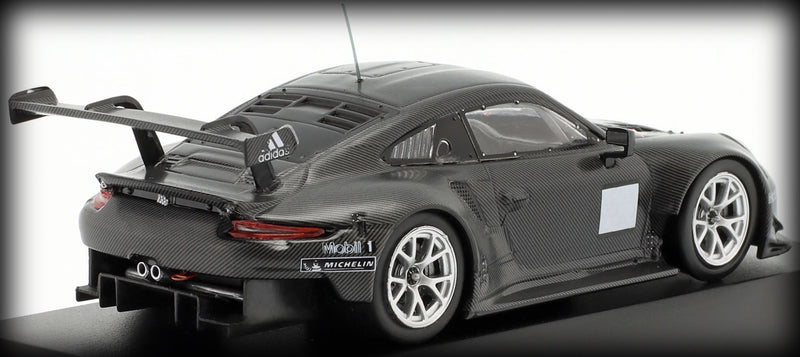 Chargez l&#39;image dans la visionneuse de la galerie, Porsche 911 RSR PRE-SEASON TEST CAR 2020 IXO 1:43
