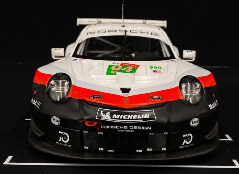 Load image into Gallery viewer, Porsche 911 (991) RSR Nr.94 2018 IXO 1:18 (6822953713769)
