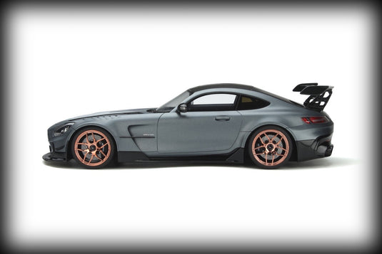 Mercedes Benz GT-R AMG V8 BITURBO BLACK SERIES 2021 GT SPIRIT 1:18