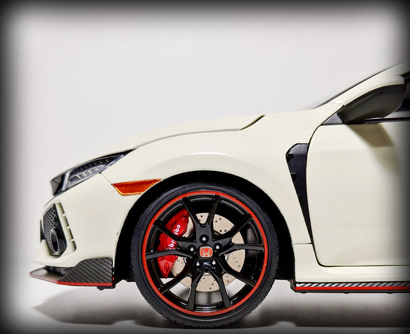 Load image into Gallery viewer, Honda CIVIC TYPE-R FK8 LCD Models 1:18 (6791462649961)
