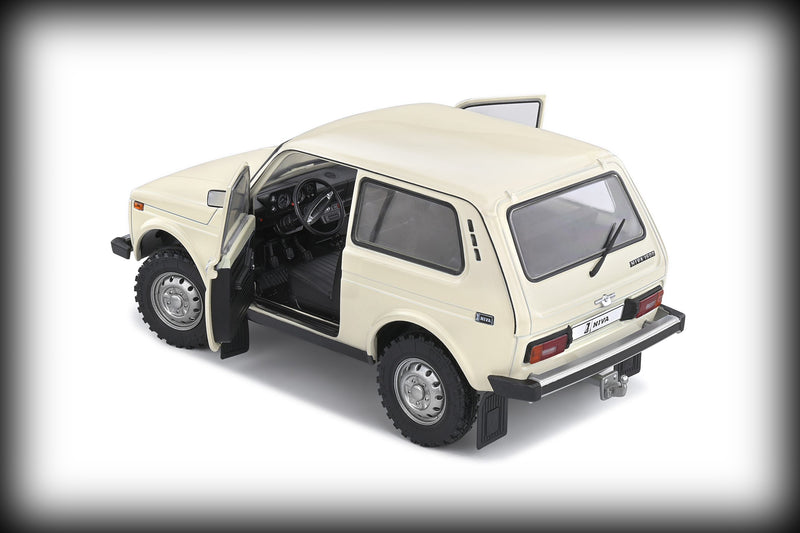 Chargez l&#39;image dans la visionneuse de la galerie, &lt;tc&gt;Lada NIVA Cream White 1980 SOLIDO 1:18&lt;/tc&gt;
