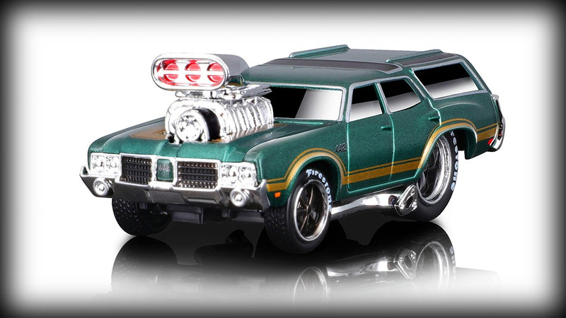 Laad de afbeelding in de Gallery-viewer, Oldsmobile VISTA CRUISER 1970 Nr.12 MAISTO 1:64 (6835446972521)
