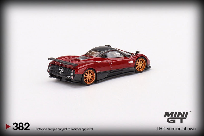 Chargez l&#39;image dans la visionneuse de la galerie, Pagani ZONDA F ROSSO DUBAI MINI GT 1:64
