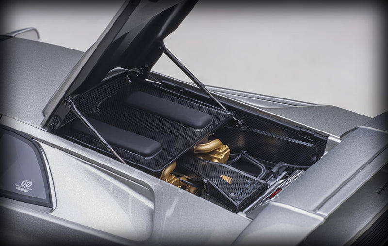 Load image into Gallery viewer, Lamborghini DIABLO SE30 JOTA 1995 AUTOart 1:18

