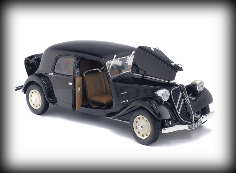 Laad de afbeelding in de Gallery-viewer, &lt;tc&gt;Citroën Traction 7 1937 SOLIDO 1:1835/255&lt;/tc&gt;
