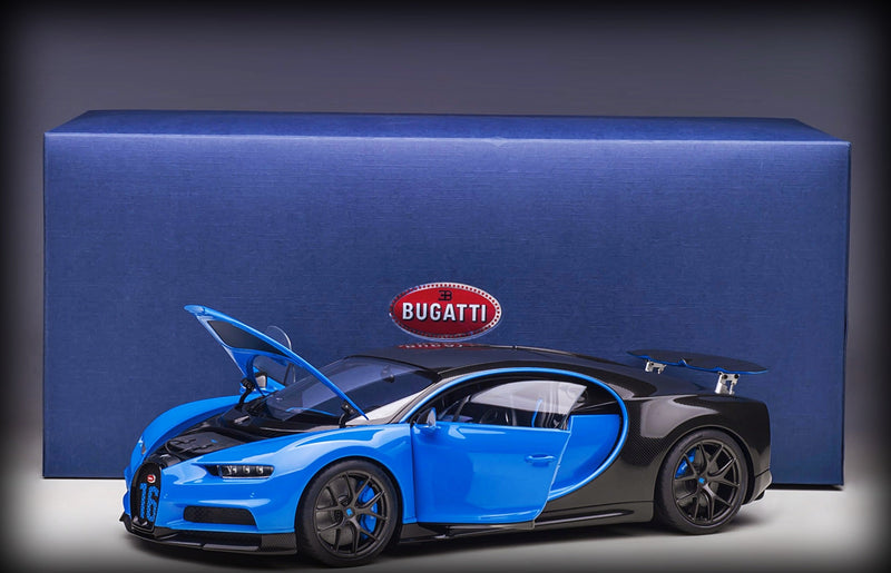 Chargez l&#39;image dans la visionneuse de la galerie, Bugatti CHIRON SPORT 2019 AUTOart 1:18 (6789902827625)
