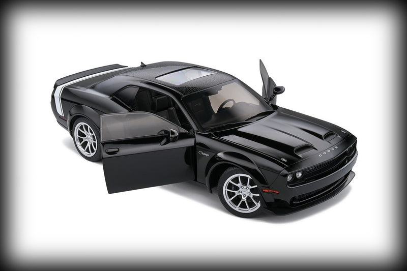 Chargez l&#39;image dans la visionneuse de la galerie, Dodge CHALLENGER SRT WIDEBODY 2023 SOLIDO 1:18
