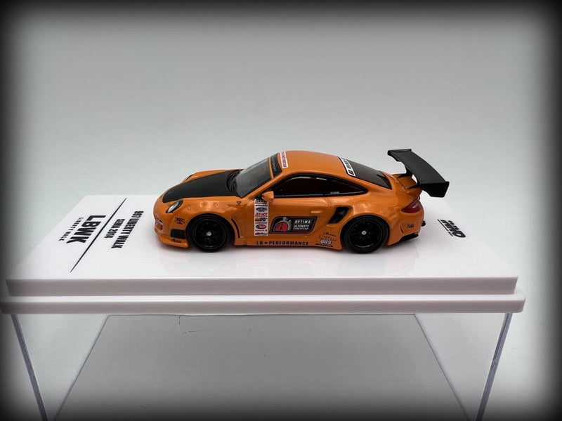 Laad de afbeelding in de Gallery-viewer, Porsche LW 997 2014 SEMA SHOW INNO64 Modellen 1:64
